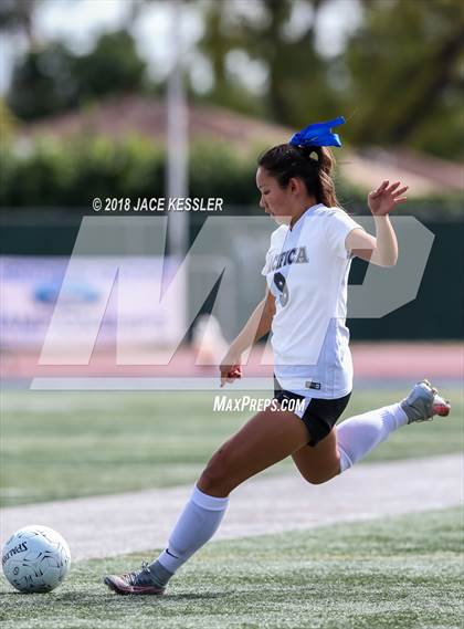 Thumbnail 2 in Flintridge Prep vs. Pacifica (CIF SS D3 Final) photogallery.