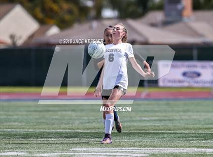 Thumbnail 2 in Flintridge Prep vs. Pacifica (CIF SS D3 Final) photogallery.