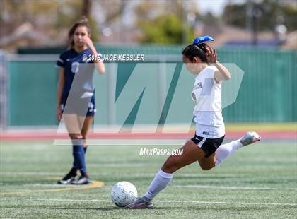Thumbnail 2 in Flintridge Prep vs. Pacifica (CIF SS D3 Final) photogallery.