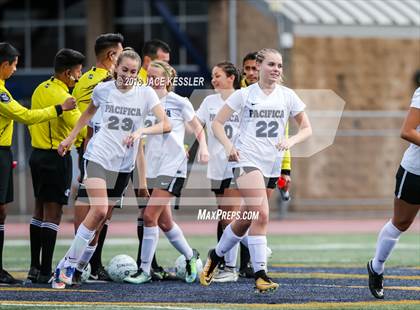 Thumbnail 1 in Flintridge Prep vs. Pacifica (CIF SS D3 Final) photogallery.