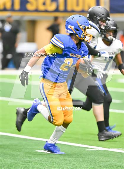 Thumbnail 3 in Kingman vs. Kingman Academy (Kick-Off Classic) photogallery.