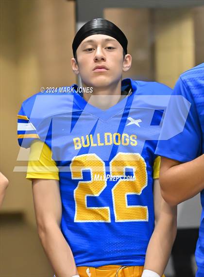 Thumbnail 2 in Kingman vs. Kingman Academy (Kick-Off Classic) photogallery.