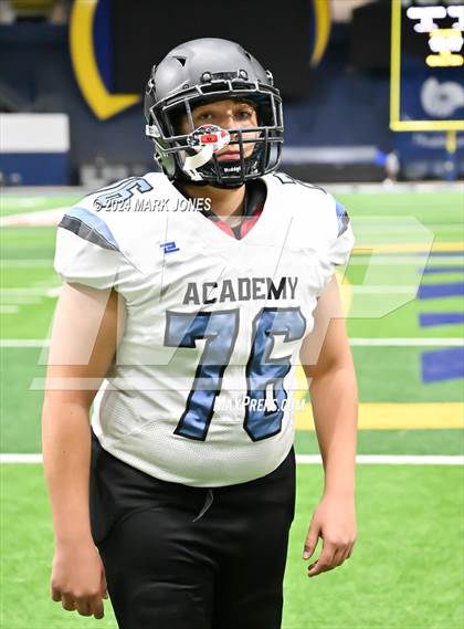 Thumbnail 3 in Kingman vs. Kingman Academy (Kick-Off Classic) photogallery.