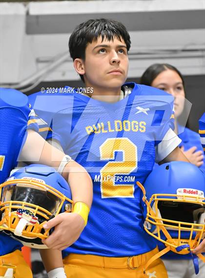 Thumbnail 2 in Kingman vs. Kingman Academy (Kick-Off Classic) photogallery.