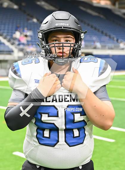 Thumbnail 2 in Kingman vs. Kingman Academy (Kick-Off Classic) photogallery.