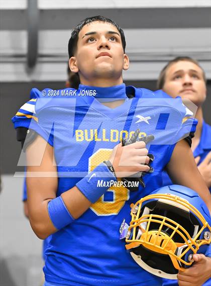 Thumbnail 1 in Kingman vs. Kingman Academy (Kick-Off Classic) photogallery.