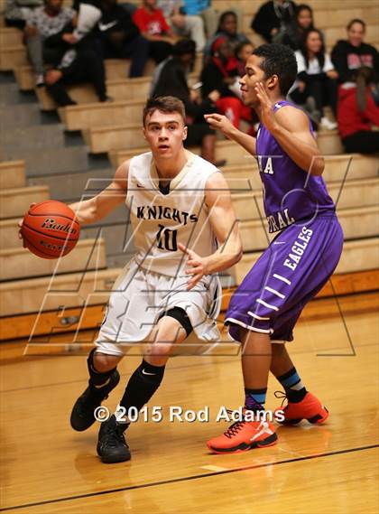 Thumbnail 3 in Omaha Central @ Lincoln Southeast photogallery.