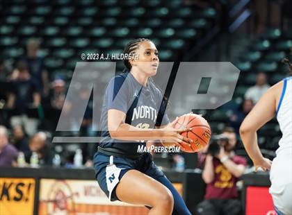 Thumbnail 1 in Washburn Rural vs. Blue Valley North (KSHSAA 6A Final) photogallery.