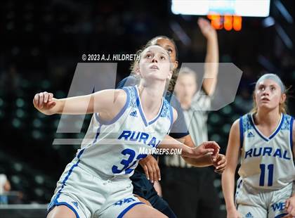 Thumbnail 1 in Washburn Rural vs. Blue Valley North (KSHSAA 6A Final) photogallery.
