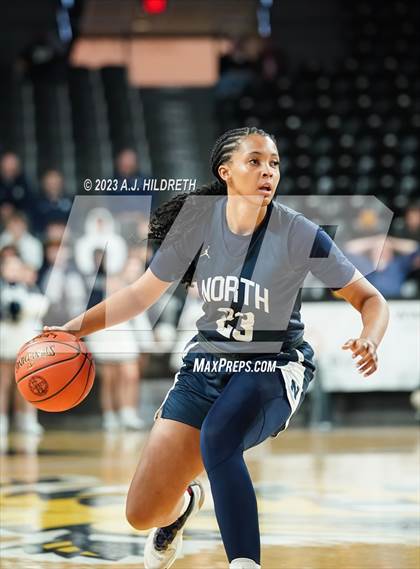 Thumbnail 3 in Washburn Rural vs. Blue Valley North (KSHSAA 6A Final) photogallery.