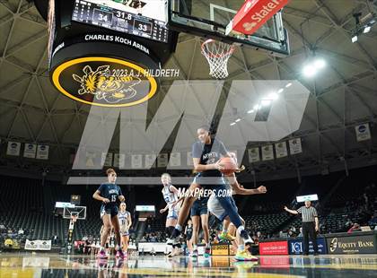 Thumbnail 3 in Washburn Rural vs. Blue Valley North (KSHSAA 6A Final) photogallery.