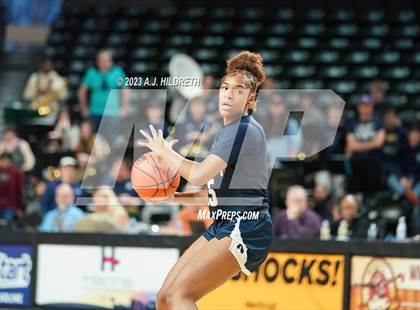 Thumbnail 2 in Washburn Rural vs. Blue Valley North (KSHSAA 6A Final) photogallery.