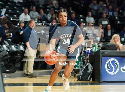 Thumbnail 2 in Washburn Rural vs. Blue Valley North (KSHSAA 6A Final) photogallery.