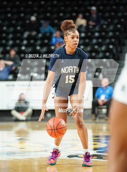 Thumbnail 3 in Washburn Rural vs. Blue Valley North (KSHSAA 6A Final) photogallery.