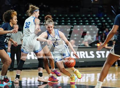 Thumbnail 3 in Washburn Rural vs. Blue Valley North (KSHSAA 6A Final) photogallery.