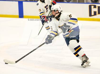 Thumbnail 1 in Pelham Memorial vs. Starpoint  (NYSPHSAA D2 Final) photogallery.