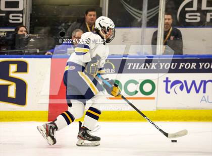 Thumbnail 3 in Pelham Memorial vs. Starpoint  (NYSPHSAA D2 Final) photogallery.