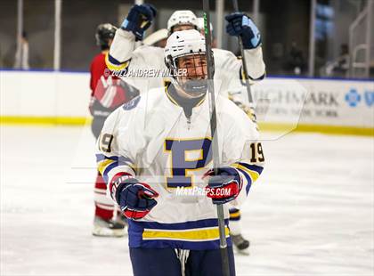 Thumbnail 2 in Pelham Memorial vs. Starpoint  (NYSPHSAA D2 Final) photogallery.