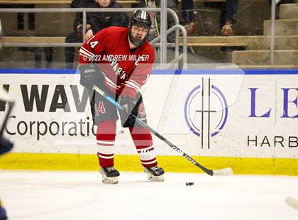Thumbnail 3 in Pelham Memorial vs. Starpoint  (NYSPHSAA D2 Final) photogallery.