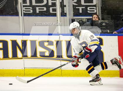 Thumbnail 3 in Pelham Memorial vs. Starpoint  (NYSPHSAA D2 Final) photogallery.