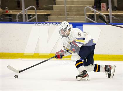 Thumbnail 2 in Pelham Memorial vs. Starpoint  (NYSPHSAA D2 Final) photogallery.