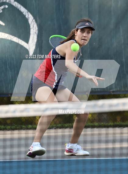 Thumbnail 3 in Providence Day @  Charlotte Latin photogallery.