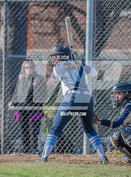 Thumbnail 1 in Middletown @ Newington photogallery.
