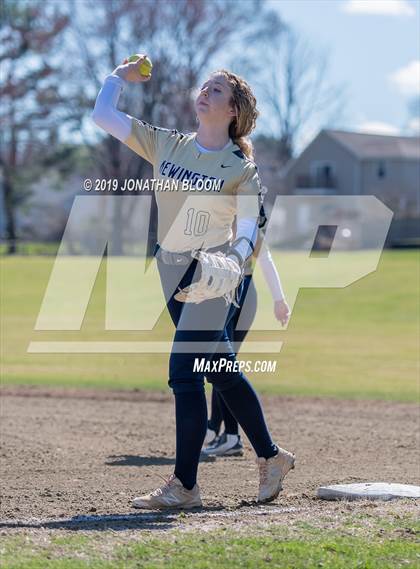 Thumbnail 3 in Middletown @ Newington photogallery.
