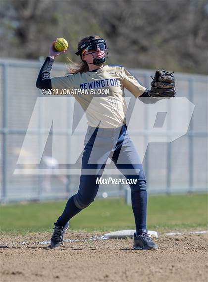 Thumbnail 3 in Middletown @ Newington photogallery.
