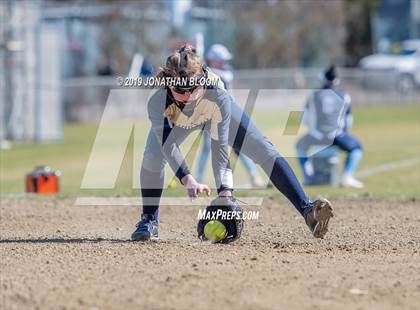 Thumbnail 1 in Middletown @ Newington photogallery.