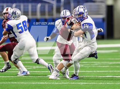 Thumbnail 2 in McCallum vs. Calallen (UIL 5A Quarterfinal) photogallery.
