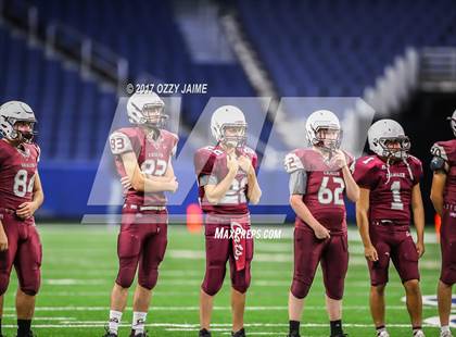 Thumbnail 3 in McCallum vs. Calallen (UIL 5A Quarterfinal) photogallery.