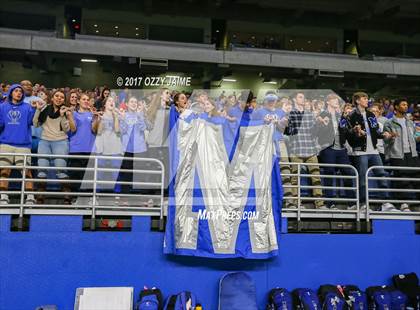 Thumbnail 3 in McCallum vs. Calallen (UIL 5A Quarterfinal) photogallery.