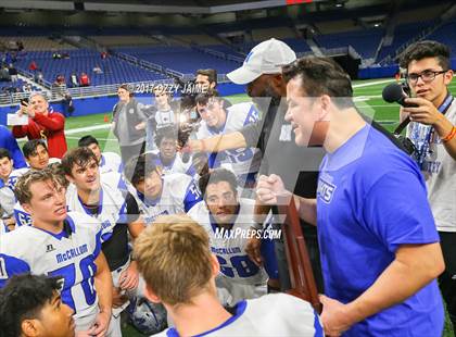 Thumbnail 1 in McCallum vs. Calallen (UIL 5A Quarterfinal) photogallery.