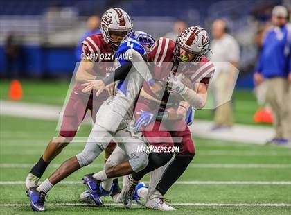 Thumbnail 3 in McCallum vs. Calallen (UIL 5A Quarterfinal) photogallery.