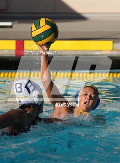 Thumbnail 1 in Leland vs Clovis (St. Francis Invitational) photogallery.