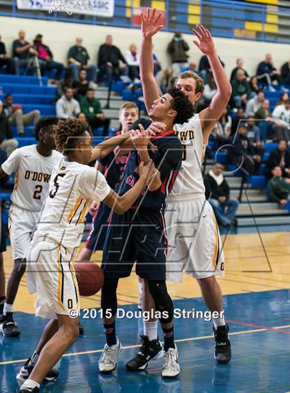 Thumbnail 1 in Dublin vs. Bishop O'Dowd (Prep 2 Prep Tip-Off Classic) photogallery.