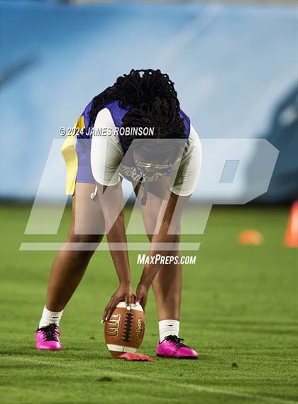 Thumbnail 2 in Buchholz vs Gainesville  (Jaguars Preseason Classic) photogallery.
