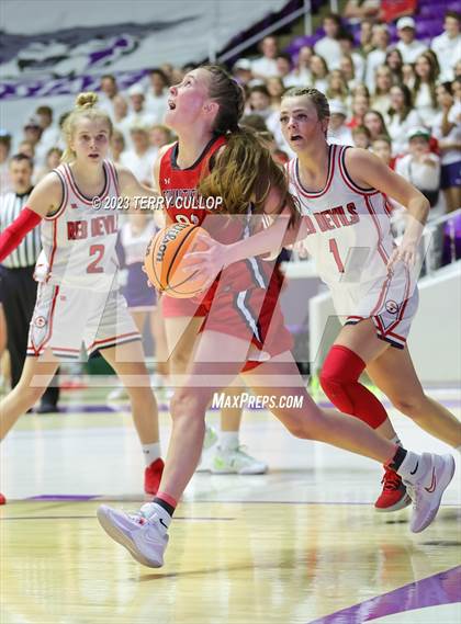 Thumbnail 1 in Springville vs. Bountiful (UHSAA 5A Final) photogallery.