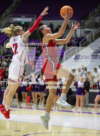 Thumbnail 1 in Springville vs. Bountiful (UHSAA 5A Final) photogallery.