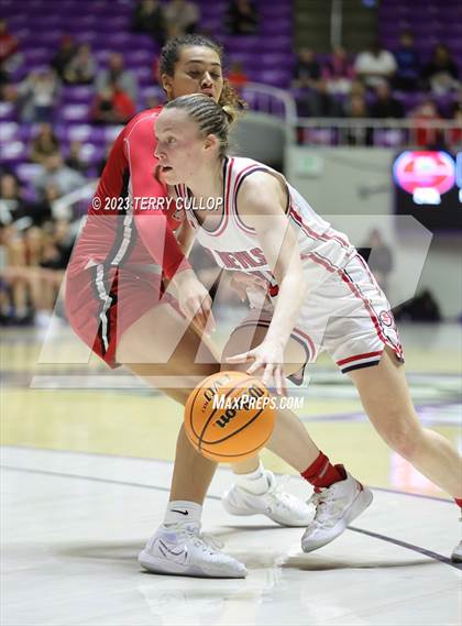 Thumbnail 2 in Springville vs. Bountiful (UHSAA 5A Final) photogallery.