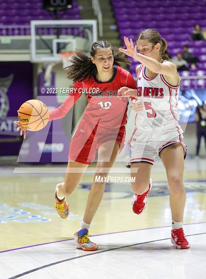Thumbnail 2 in Springville vs. Bountiful (UHSAA 5A Final) photogallery.