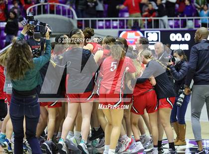 Thumbnail 1 in Springville vs. Bountiful (UHSAA 5A Final) photogallery.