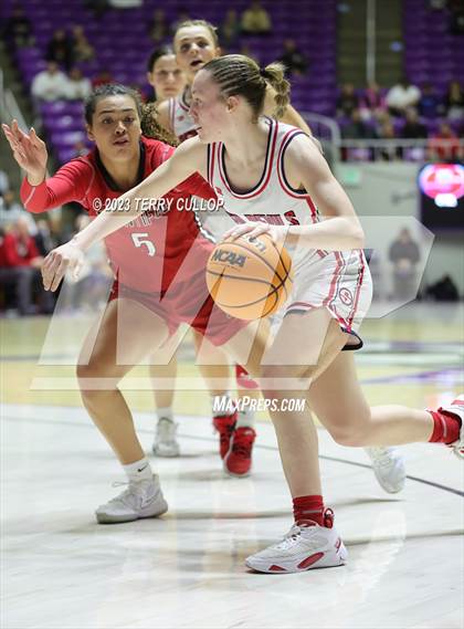 Thumbnail 1 in Springville vs. Bountiful (UHSAA 5A Final) photogallery.