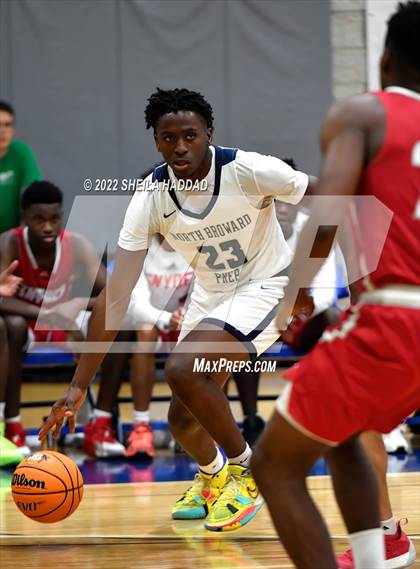 Thumbnail 2 in Bishop Snyder vs North Broward Prep (Sunbash Tournament) photogallery.