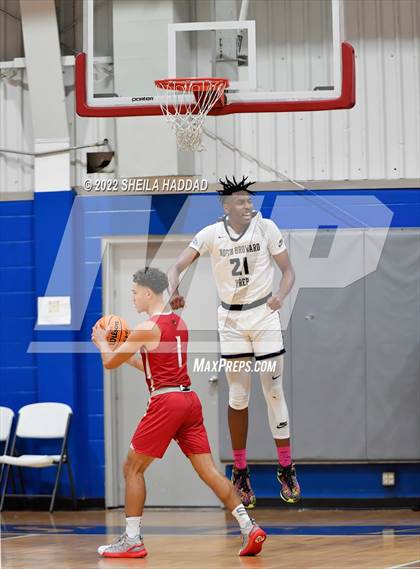 Thumbnail 2 in Bishop Snyder vs North Broward Prep (Sunbash Tournament) photogallery.
