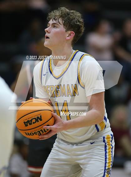 Thumbnail 3 in Bergman vs. Rivercrest (AAA 3A Semifinal) photogallery.