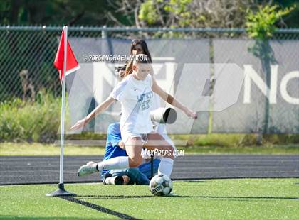 Thumbnail 3 in Greater Atlanta Christian vs. Lovett photogallery.