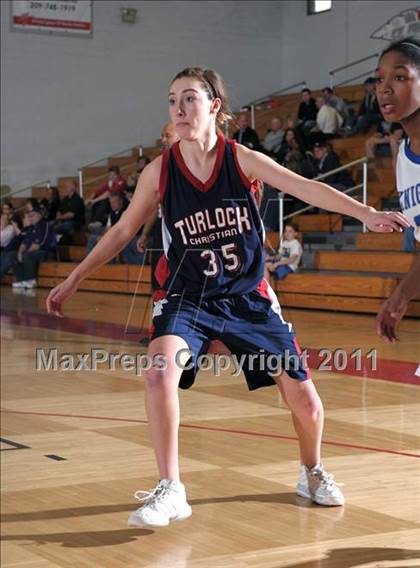 Thumbnail 1 in Brookside Christian vs Turlock Christian (CIF SJS D5 Semifinals) photogallery.