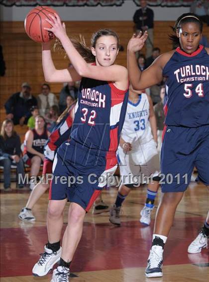 Thumbnail 2 in Brookside Christian vs Turlock Christian (CIF SJS D5 Semifinals) photogallery.